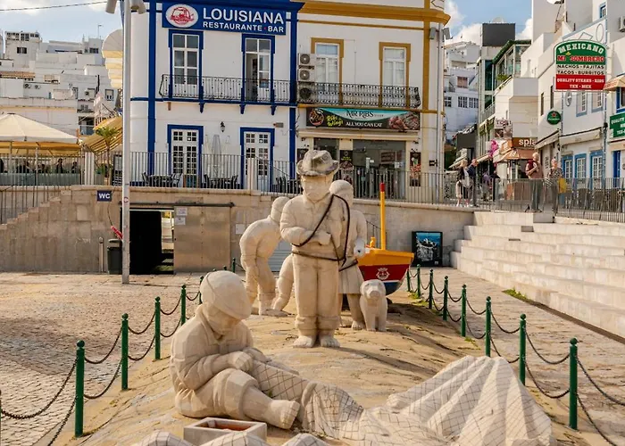 Feriehus Down Town House Albufeira